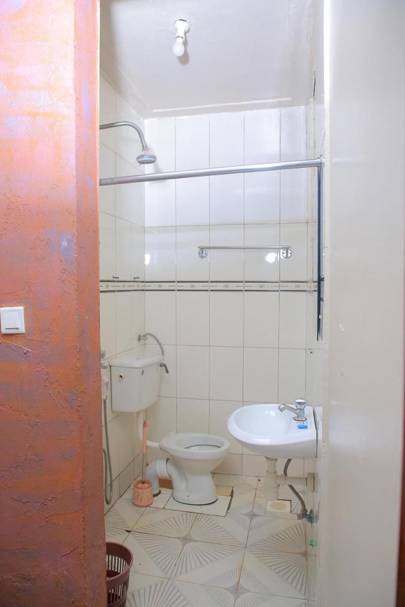 Perfect Motel Kampala Exterior photo